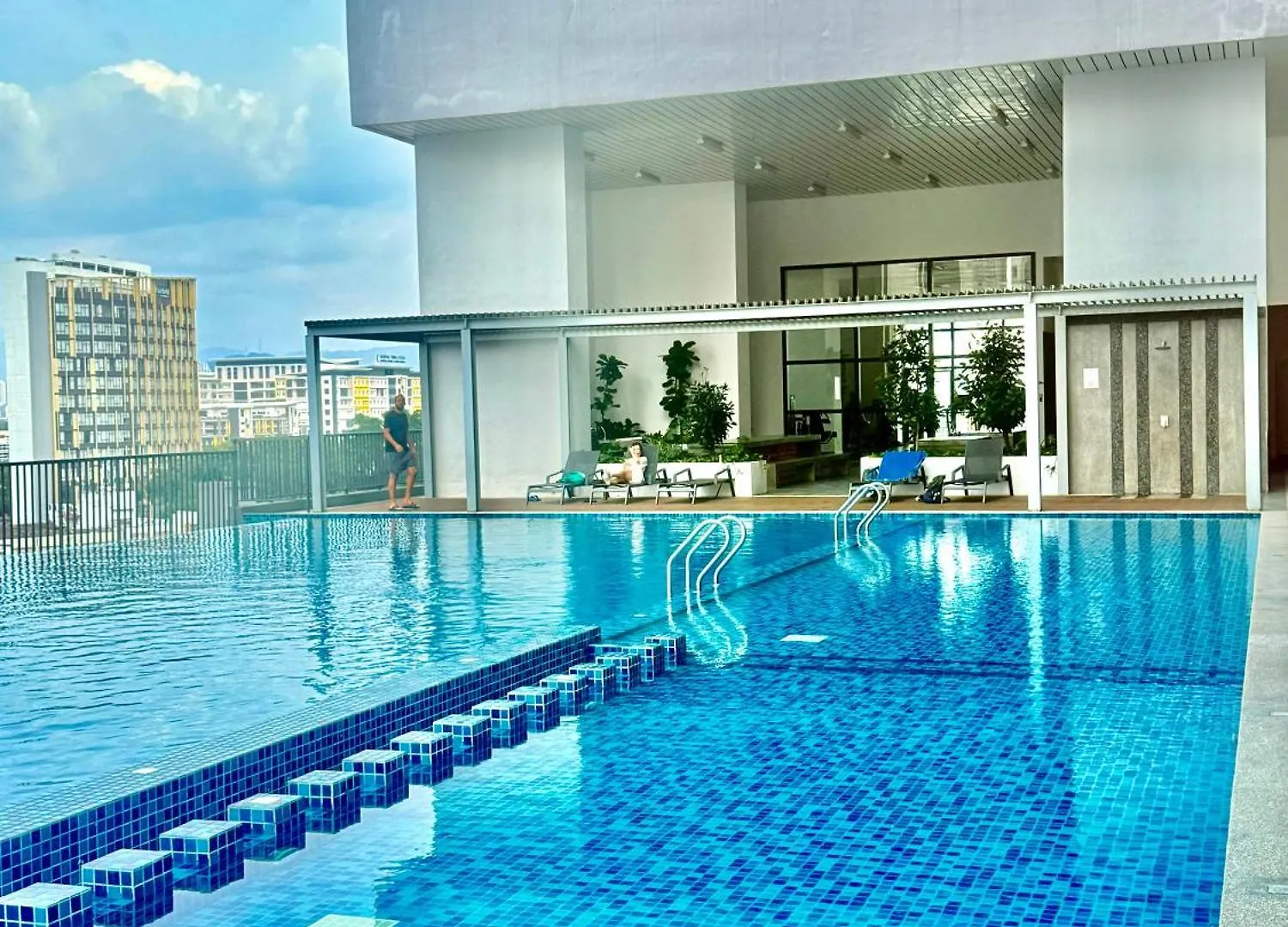 Chamber Klcc Residences kontakt